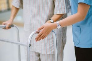 Intervención funcional en personas adultas con condición de salud de origen neurológico