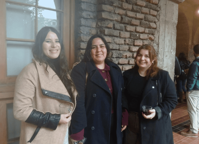 Las coordinadoras académicas de Diplomados y Postgrados, UDLA: Paula Díaz Espinoza, María Fernanda Miranda y Valentina Uribarri.